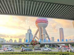 -陆家嘴空中步行连廊