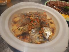 普宁豆酱焗黄鱼-潮界(虹桥新天地店)