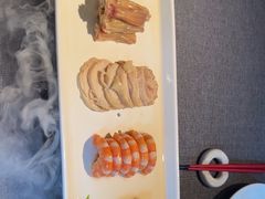 -HOMES上海本帮菜(襄阳公园店)