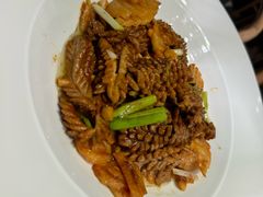 -闫府私房菜·老字号(恒隆店)