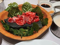 -红鼎豆捞·非遗鲍皇汤火锅(宝丰路店)
