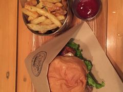 -BURGER BRO'S