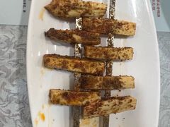-汗腾格里·风味餐厅(新疆驻京办店)