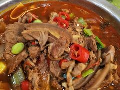 -大鸭梨烤鸭店(金顶街店)