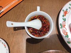 现炸辣椒油-北京老门框爆肚涮肉馆(凤城六路店)