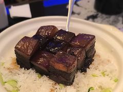 红烧肉焖饭-新白鹿餐厅(百联中环店)