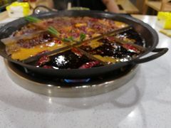 -正贰捌经重庆老火锅(建设路店)