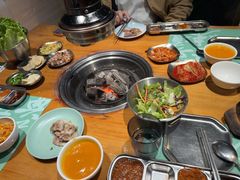 -唯成•韩国炭火烤肉 유성고기