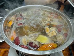 -广宁炭炉鸡煲·富临门饭店