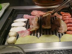 -臻牛烤肉