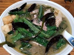-金太阳海鲜烧烤·本地人餐厅(东纬路旗舰店)