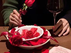 -BROWNSTONE GRILL HOUSE布朗石炭烤之家