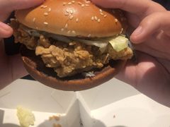 -肯德基(中纬店)