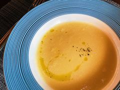 德式土豆汤-卡普里披萨·牛扒·下午茶