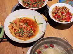 -吃饭皇帝大土家民族菜(正大广场店)