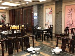 包厢-老季市·三代非遗传承·地标美食老汁鸡(工农路店)