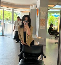 -苑苑发型设计