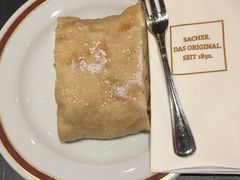 -Cafe Sacher(WIEN)