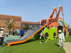 -季高兔窝窝亲子园(上海薰衣草公园店)