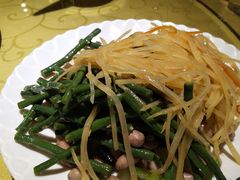 -靠山屯东北农家菜(八龙桥雅苑店)