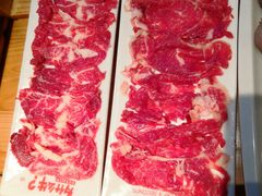 现切吊龙肉-为什么牛潮汕牛肉火锅(中信广场店)
