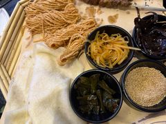 -丁里羊肉小镇(天鹅湖总店)