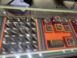 -周生生Chow Sang Sang(新世界店)