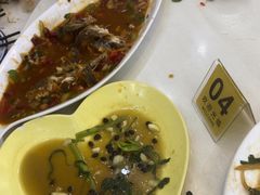 -覃记海鲜美食餐厅