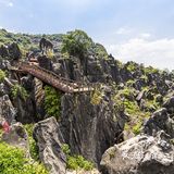 贺州玉石林里都是“玉”
