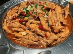 鸡爪煲-胖哥俩肉蟹煲(湖滨银泰in77店)