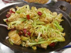 -东北四季饺子王(华山路店)