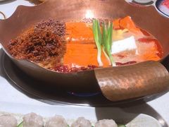 -墨居上隐·院子里火锅(峨眉店)
