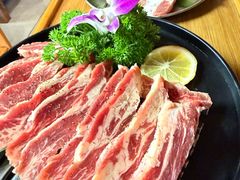 招牌牛排骨肉-明洞阿姨·韩式酱蟹烤肉·创意料理(方庄店)