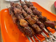 -洞庭洲·防空洞火锅·烧烤·铜锅涮肉(新百广场店)