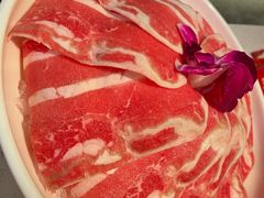 薄切肥牛-三人行骨头王火锅(长寿店)
