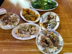 -正宗牛奇排骨饭(第一分店)