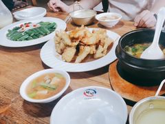 -百年石锅饭·朝鲜族传统民餐