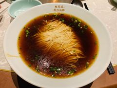 红汤面-松鹤楼面馆·古法焖肉面(观前店)