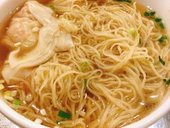 招牌鲜虾云吞面-新大咀港式茶餐厅(宝山万达店)