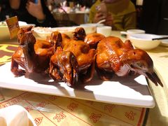 驰名石岐乳鸽-石岐佬中山菜馆(张溪店)