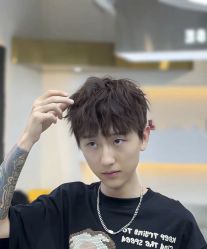 -绅仕門男士理发馆