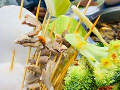 -马路边边·成都串串(翠柏路店)