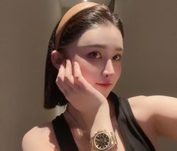 -AYO SALON