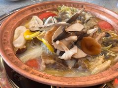 -阿婆情腊排骨火锅(金虹路店)