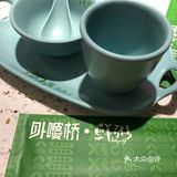 菜量较小，我觉得性价比一般，筷子和纸巾是1元单付钱