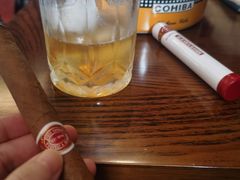 -哈瓦那雪茄酒廊超市(武汉天地分店)