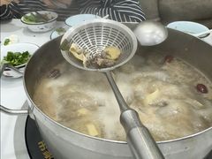 -刘少华贵州小黄牛·鲜牛肉火锅(总店)