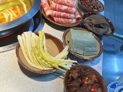 -芈重山老火锅(广州首店)