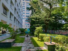 -海口市第一中学