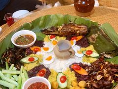 -傣家寨花园主题餐厅